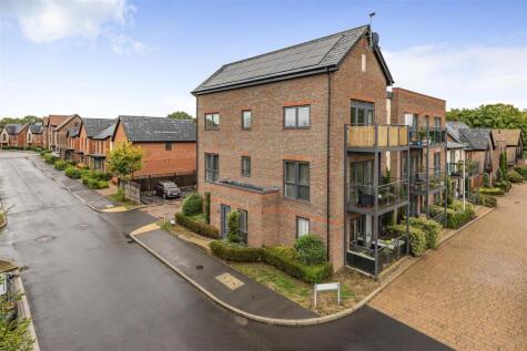 Waterman House, Oak Drive, Arborfield Green, Berkshire, RG2 9GT