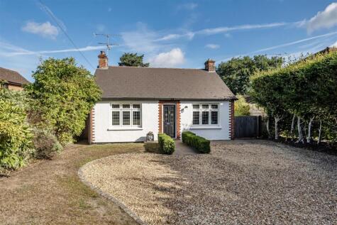 Nine Mile Ride, Finchampstead, Berkshire, RG40 4HY