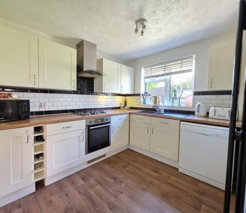 Kitchen Cropped