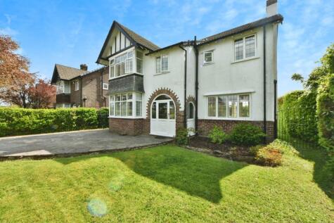 Leafield Road, Disley, Stockport, Cheshire, SK12