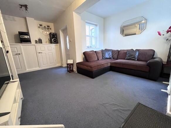 lounge 3