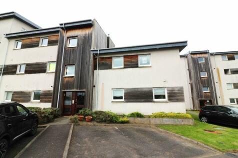 Strathclyde Gardens - 2 bedroom apartment for sale