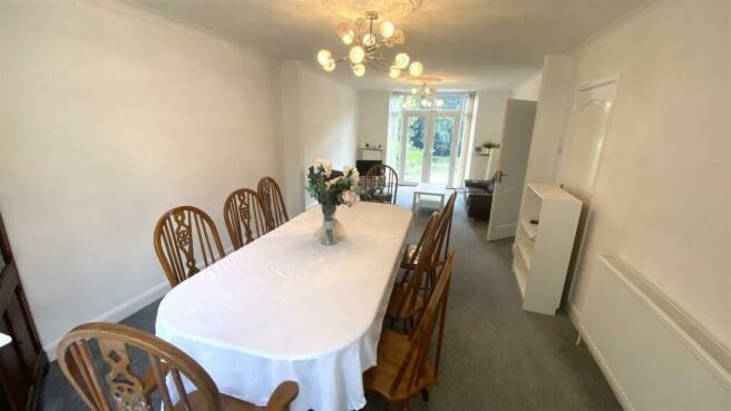 Open Plan Dining/Living Room