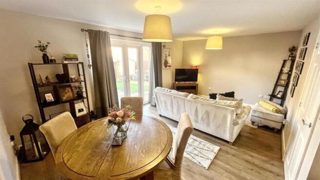 Living/Dining Room