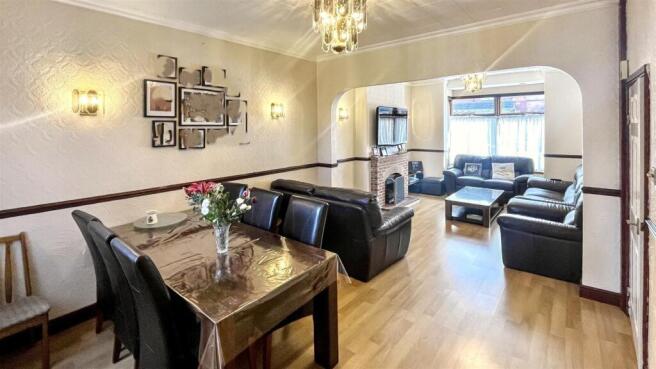 Through Lounge