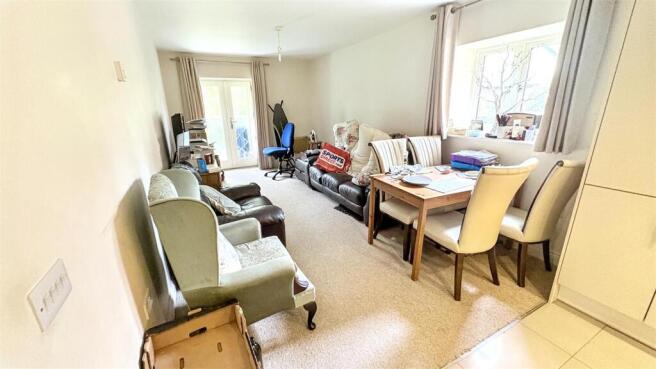 Open Plan Living/Kitchen