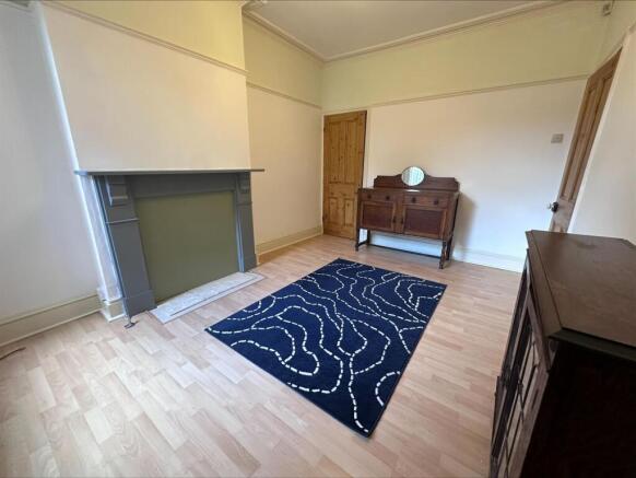 2nd living room.jpeg