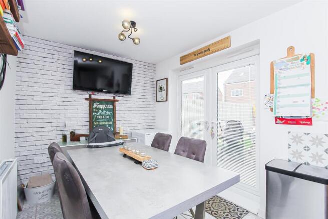 KITCHEN/DINER