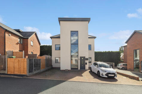 Cavalier Crescent, WR5