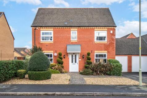 Brythill Drive, Brierley Hill, West Midlands, DY5