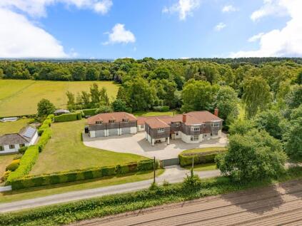 Bespoke Sandiway home with over 4,200 square feet of living space