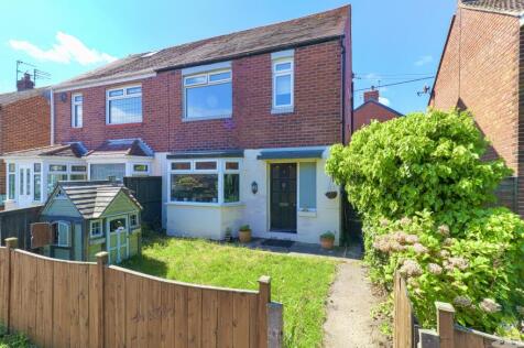 Beatrice Gardens, East Boldon, Tyne And Wear, NE36