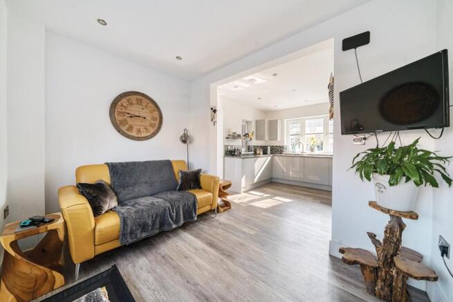 Breakfast room Estate Agent Ewemove sale Samantha 