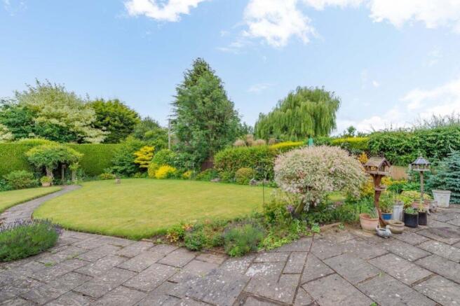 Back Garden EmilyDimelowEwemoveWhitchurchandNantwi