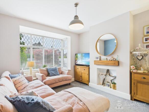 CAM04077G0-PR0056-STILL001