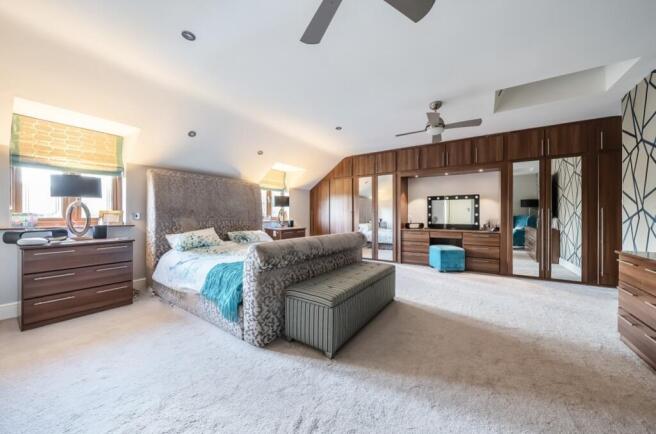 Master Bedroom Suite 
