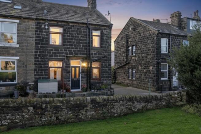 Front view of property