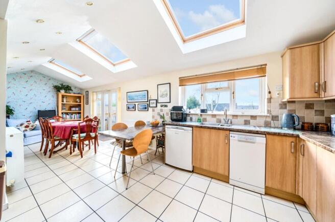 Breakfast-Kitchen-Diner