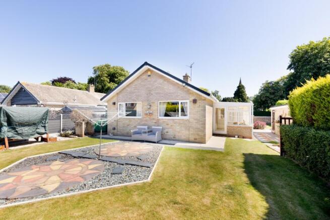 Exterior Rear Garden Ewemove Sales and Lettings Go