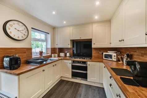 Rookery Close, Kiveton Park, Sheffield, South Yorkshire, S26