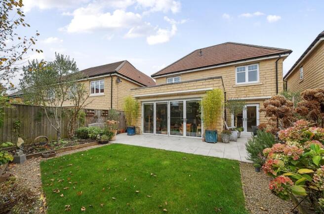 EweMove Knaresborough Garden1