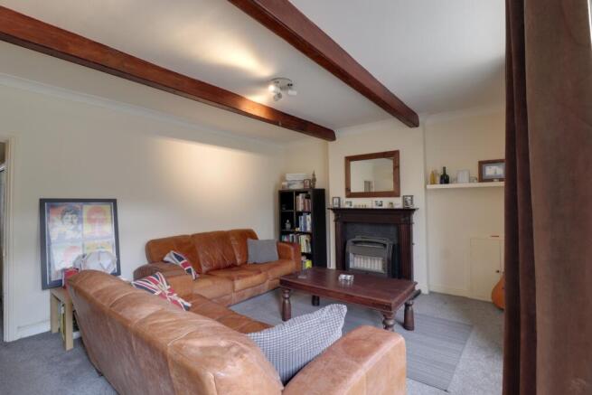 Lounge 1