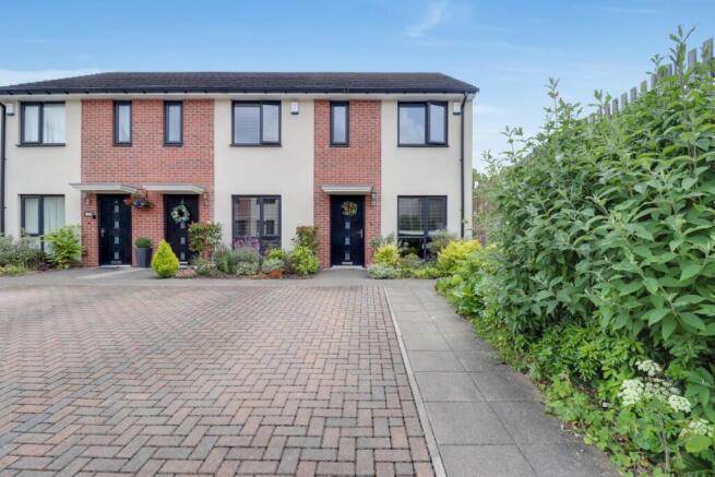 1- Julia Michel EweMove Pontefract