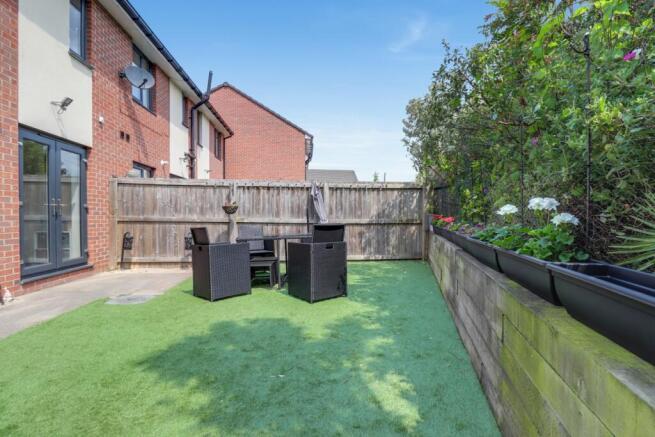 2- Julia Michel EweMove Pontefract
