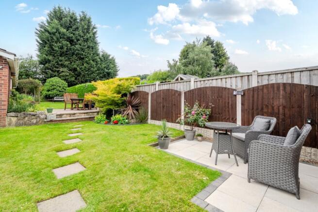 1306216-7-6846f8985bffd