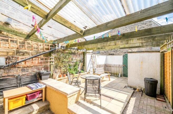 EweMove Harrogate Courtyard