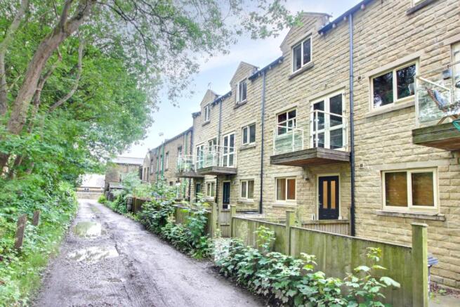 View of Property to Rear