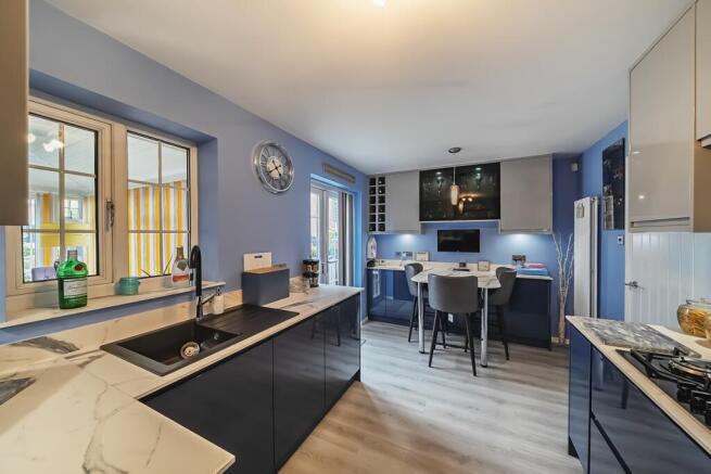 1340911-5-689e0bbe65bfc