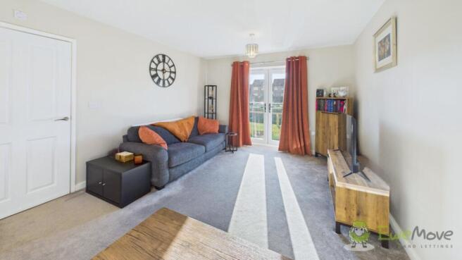 CAM02351G0-PR0079-STILL023