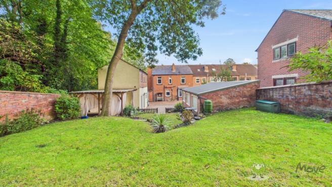 CAM03669G0-PR0031-STILL040