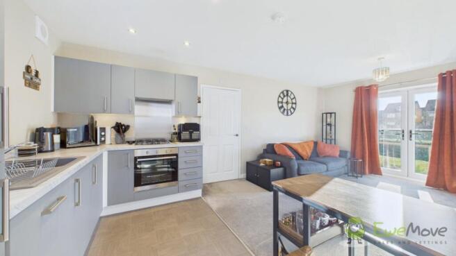 CAM02351G0-PR0079-STILL021