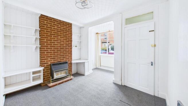 CAM02351G0-PR0084-STILL021