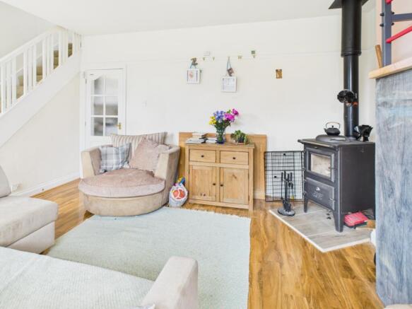 CAM04233G0-PR0035-STILL014