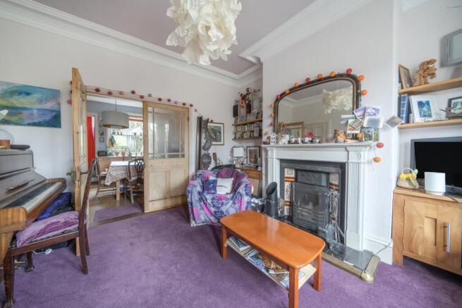 1364083-12-68ee51bd1ca84