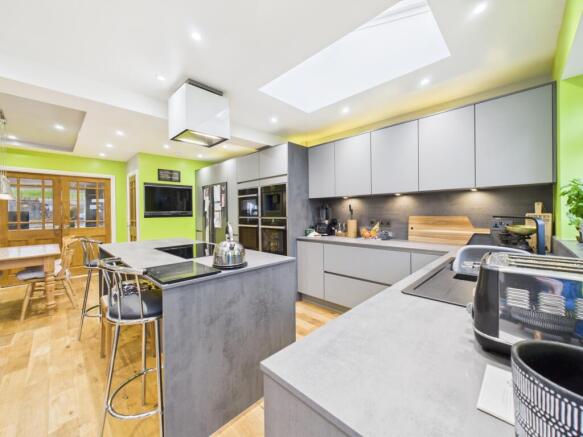 Open Plan Family Dining Kitchen