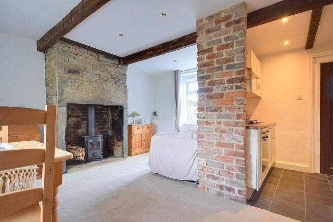 Winter Hill EweMove Brighouse Southowram (5).tif