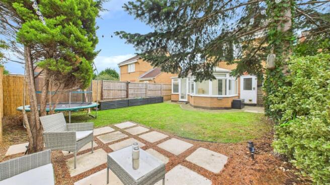 CAM02351G0-PR0083-STILL039