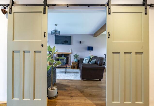 Entrance Hall to Living Room
