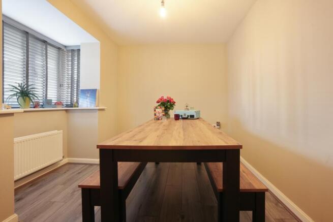 Estate Agent EweMove Scunthorpe Dining Room