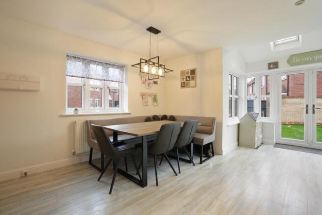 Estate Agent EweMove Scunthorpe Dining Room