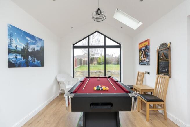 22 JUNO WAY GARDEN ROOM