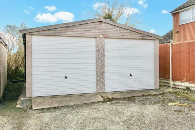 Optional Double Garage on Leased Land
