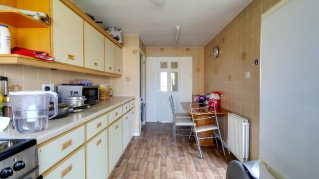 2. Kitchen 2