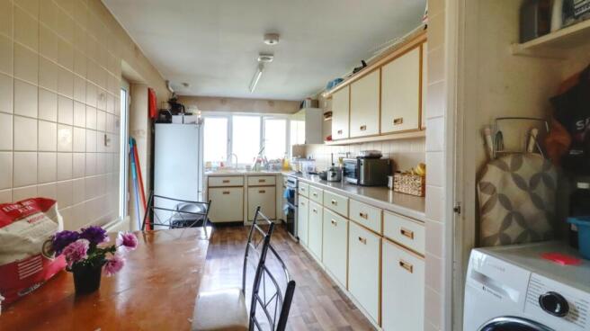 3. Kitchen 3