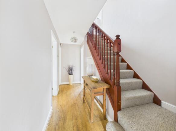 CAM04922G0-PR0034-STILL003