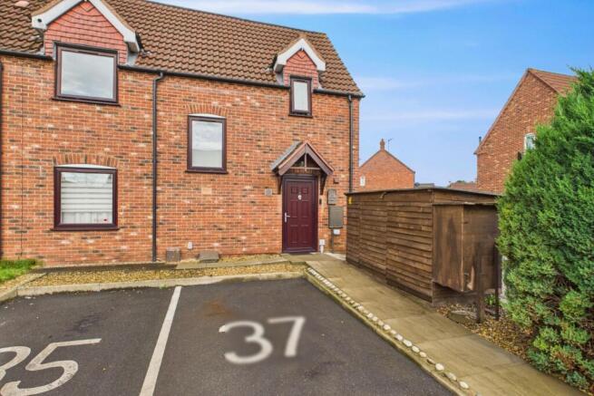 EweMove Spalding - Chamomile Way - Front of House